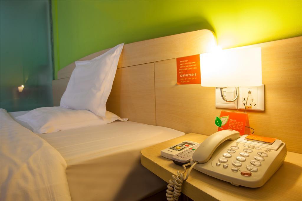 7Days Inn Qingdao Wusi Square Middle Xianggang Road מראה חיצוני תמונה